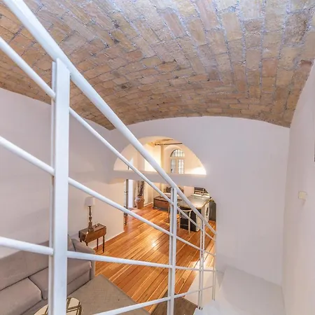Lovely Loft Near Termini Station Roma